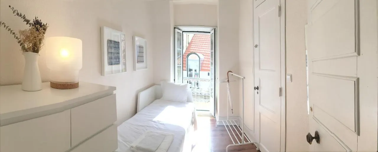 Cosy Room Atalaia Lisboa 0*,  Portugal